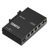 Teltonika TSW010 — диагональный вид с Ethernet-портами и DIN-креплением