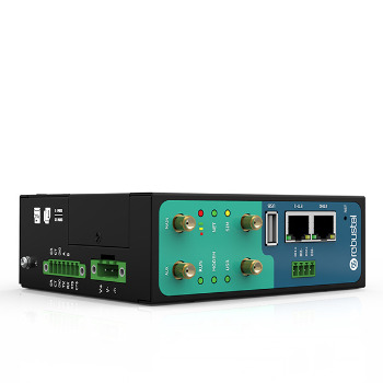iБазовая станция LoRaWAN Robustel R3000 LGNUB