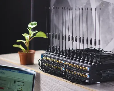 VoIP GSM шлюз Dinstar UC2000-VG-32G (на 32 канала, с поддержкой SIMbank)